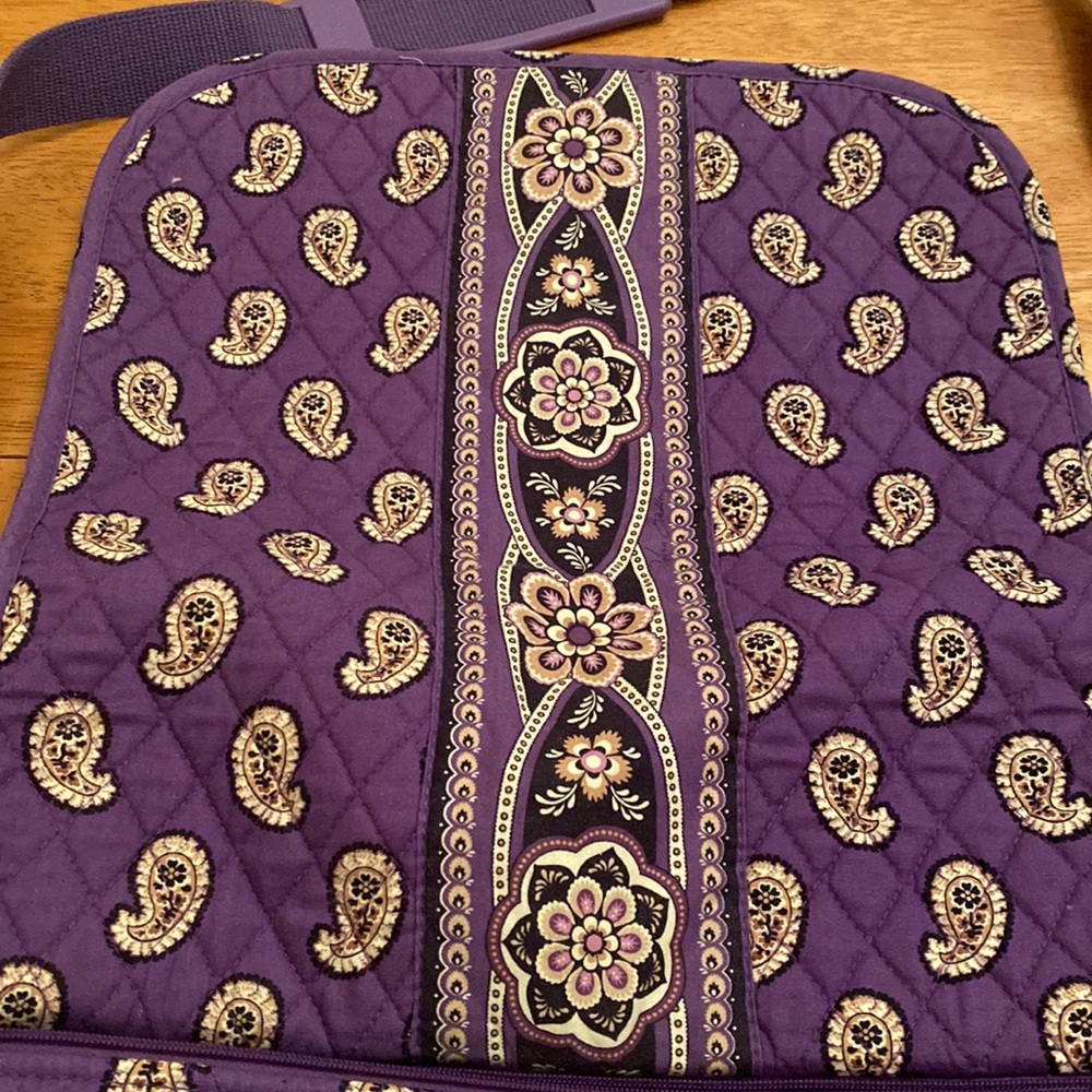 Vera Bradley messenger bag purple paisley design very nice lots of pockets nice - Picture 8 of 16